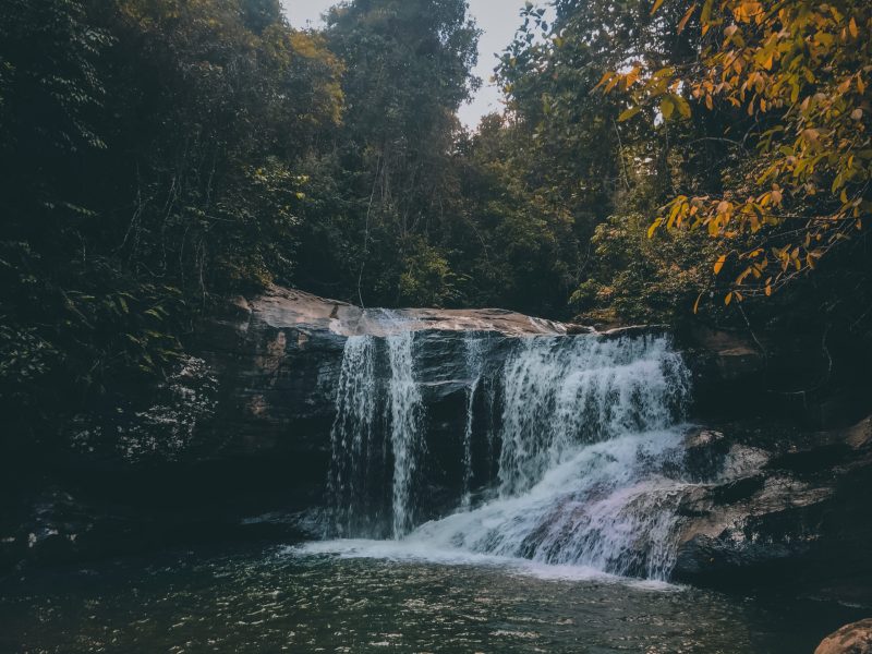Waterfall-Sri Lanka-Knuckles